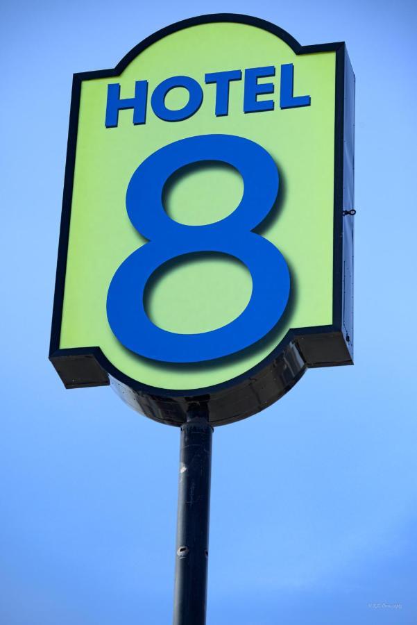 Hotel 8 페르구스폴스 외부 사진